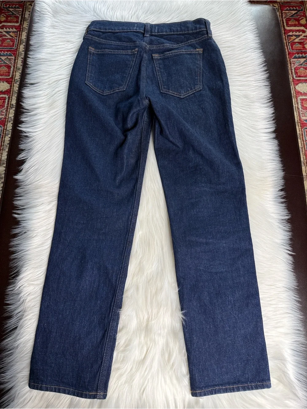 Abercrombie Dark Wash The 90’s Straight Mid Rise Jeans
